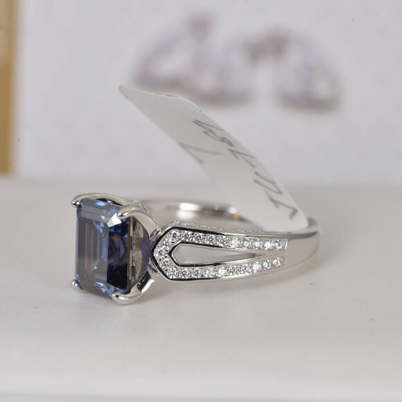 GRA Certified 3ct Moissanite Ring Deep Purple Emerald Cut - Picture 5 of 7